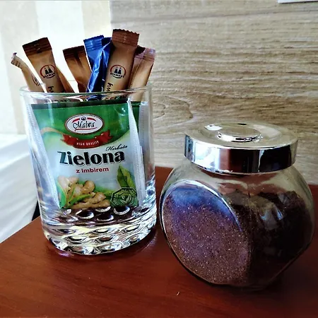 Puszek * أوستكا