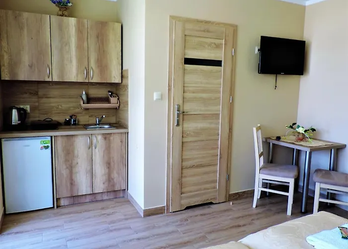 Puszek * أوستكا